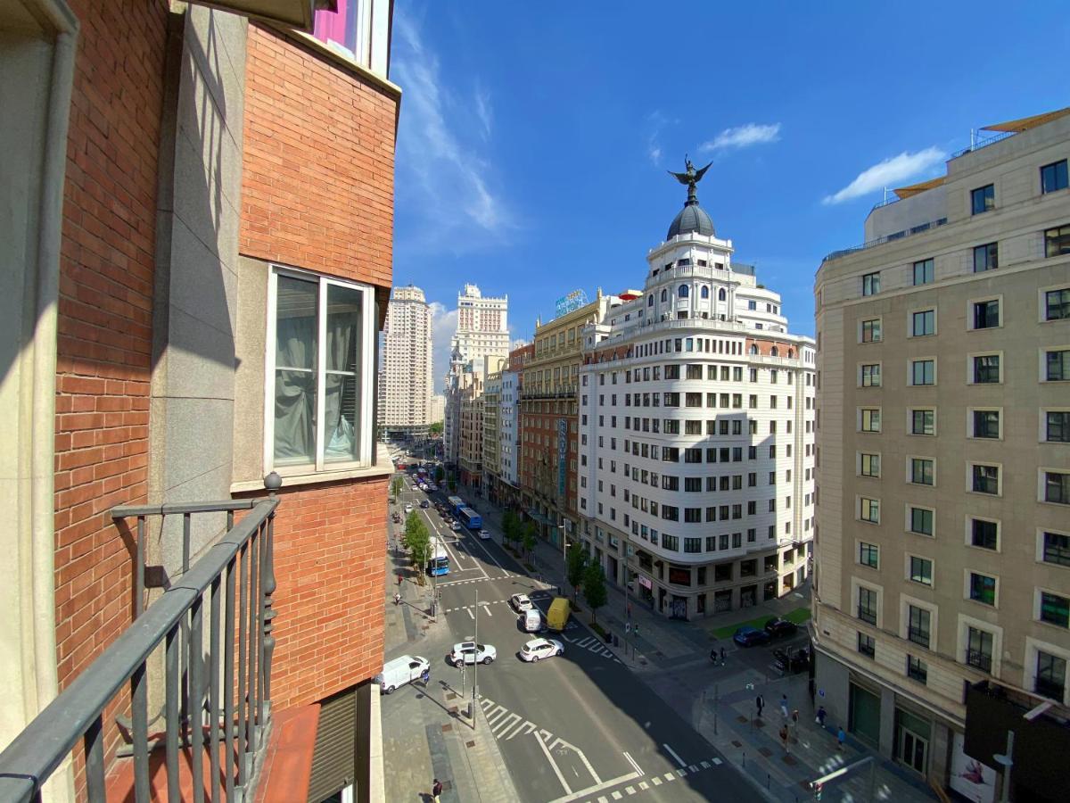 Apartamentos Travelstep Gran Via Madrid Exterior foto